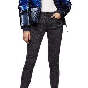 25. NWT True Religion Halle Rose Laser Black Jeans